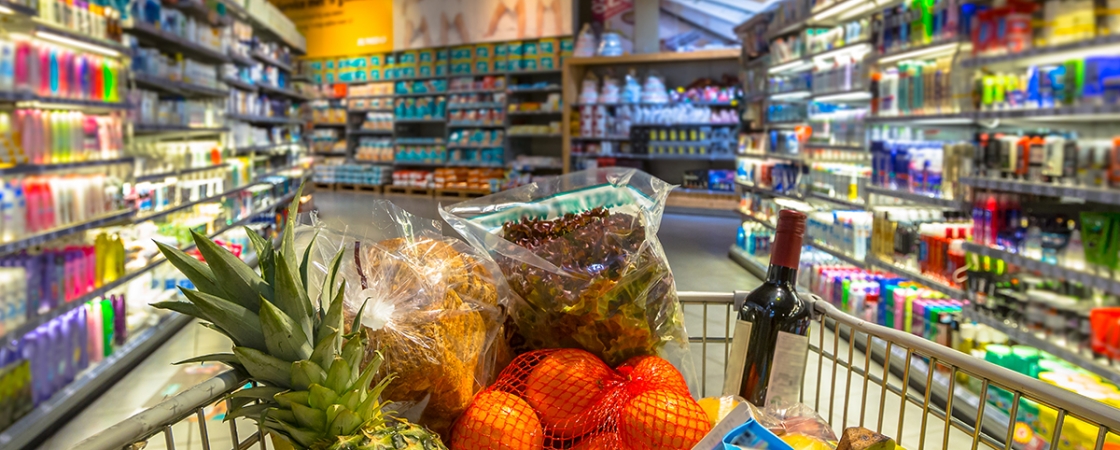 Grocery Cart with fruits